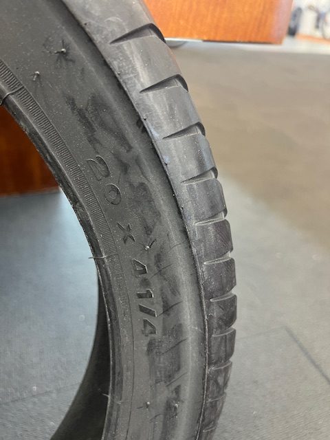 Duro tyre - 20 x 4.25" - for older Benno Remi Demi bikes