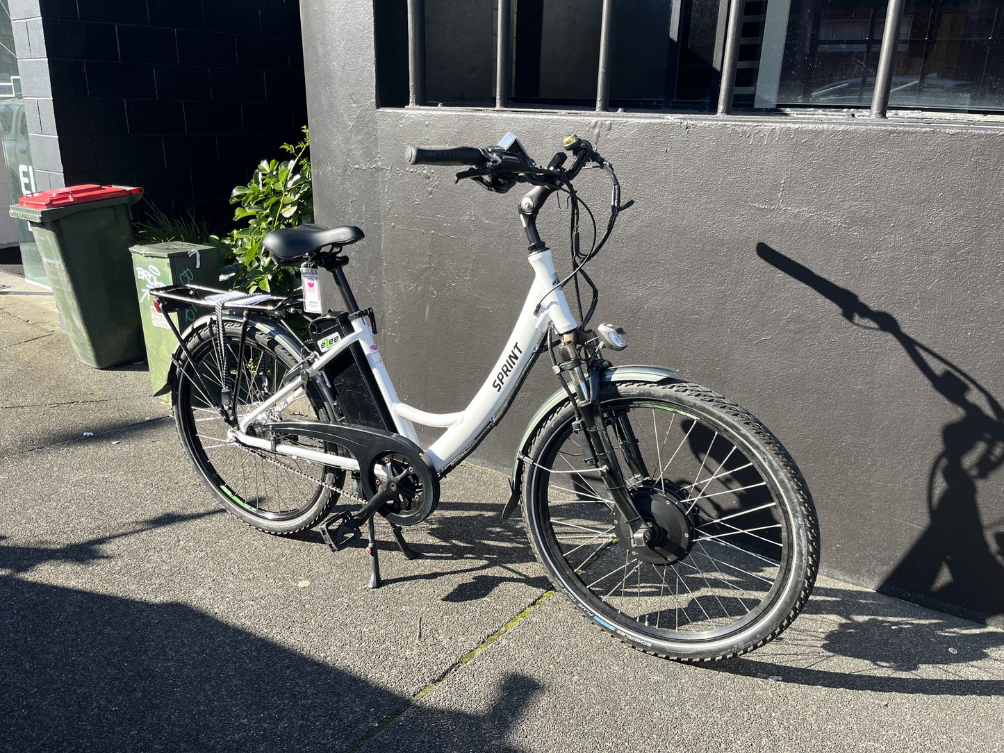 Sprint Classic White - Used