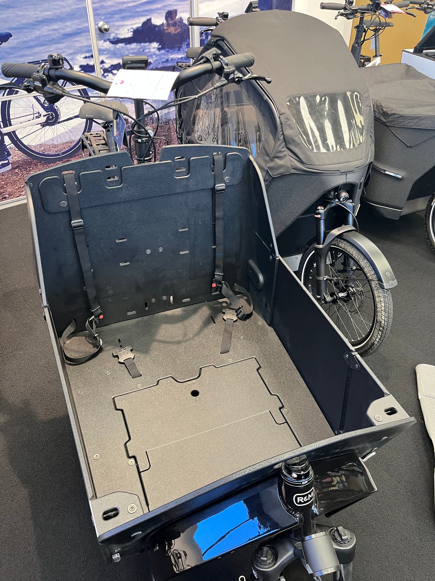 Riese and Muller Transporter2 65 Touring - black, 725Wh