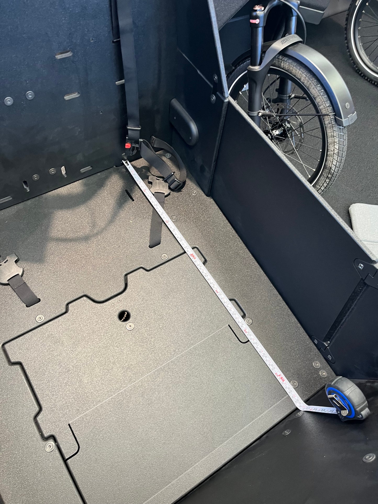 Riese and Muller Transporter2 65 Touring - black, 725Wh