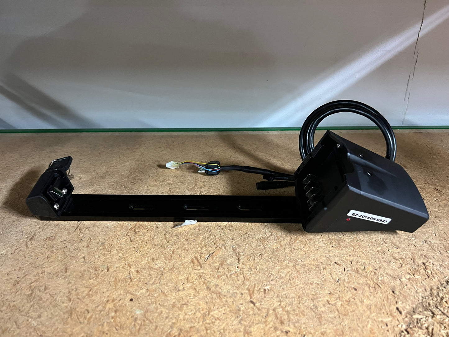 eZee Downtube Battery Bracket - with controllor