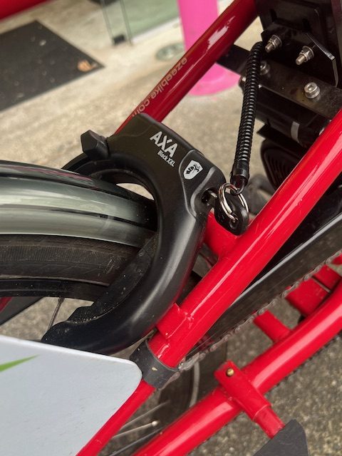 E9 Expedir with 20Ah battery - red - Used