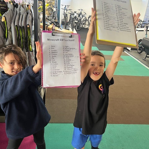 kids visiting EBT playing the minecraft scavenger hunt